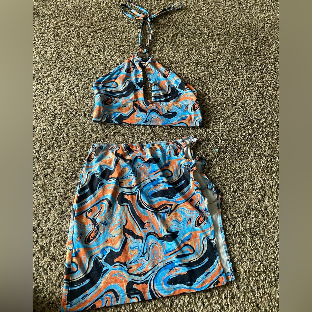 Backless top - skirt set